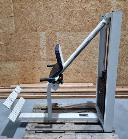 L+K Calf Raiser, Classic Line, calf press, calf machine, frame color white, used with signs of wear, tested condition