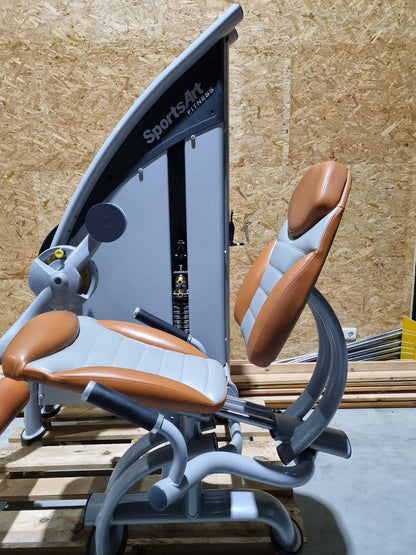 SportsArt Beinstrecker, Leg Extension, Status Serie, Verkleidung neu lackiert, Rahmenfarbe Silber, gebraucht - überholter Zustand