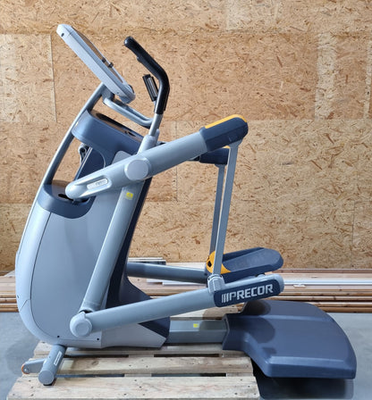 Precor AMT 100i - Fixed Stride, P30 Konsole - Crosstrainer, Stepper, Ellipsentrainer 3 in 1, gebraucht - überholter Zustand