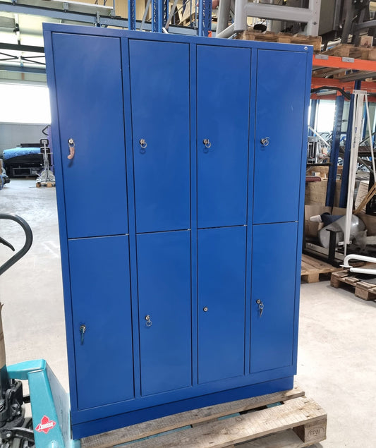 Spind-Schließfachschrank von C+P - Made in Germany - Korpus Blau, Türen Blau, gebraucht