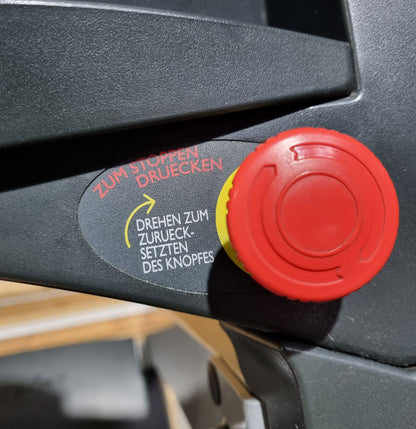 SportsArt treadmill 6300 HR with emergency stop button and handrail, used - refurbished condition