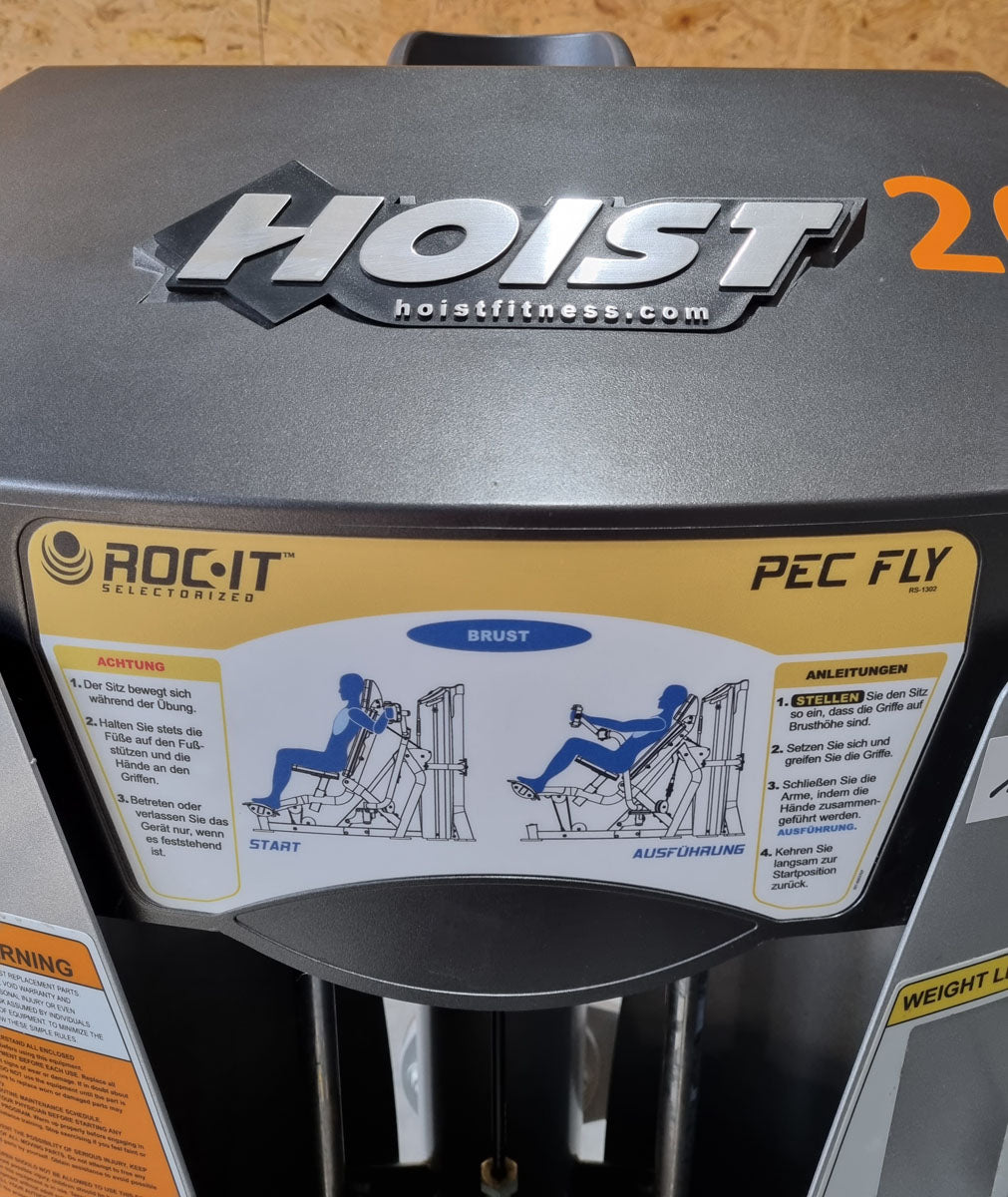 Hoist Roc-IT Pec Fly, RS1302, Butterfly, Roc IT Selectorized Serie mit Steckgewichten, Vorgänger vom RS-2302, Rahmenfarbe Silber, gebraucht - überholter Zustand