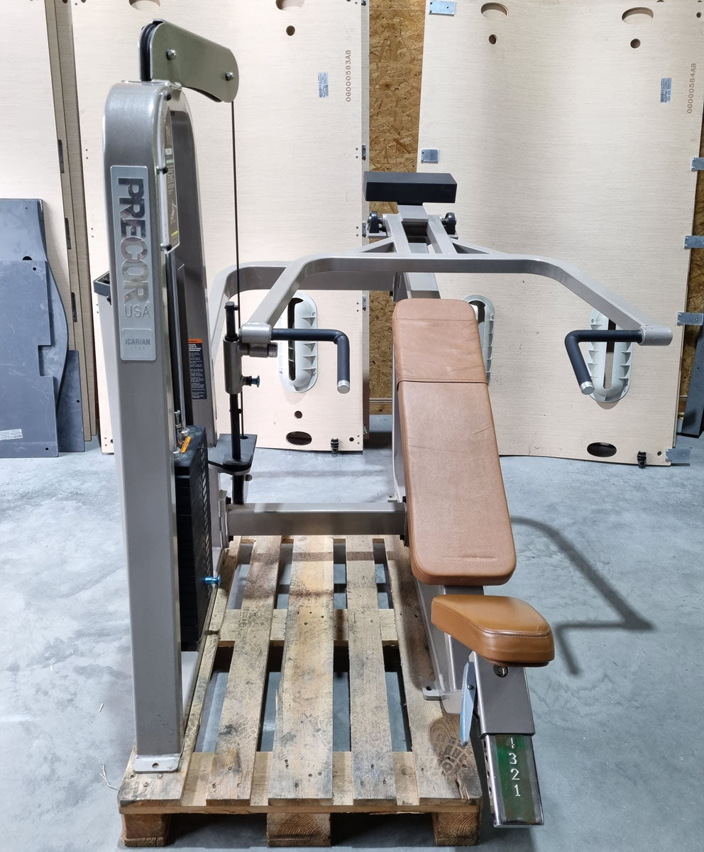 Precor Schrägbankdrückenmaschine, Incline Chestpress 402 Icarian Line, Brustpresse schräg, Rahmenfarbe Silber, gebraucht - überholter Zustand