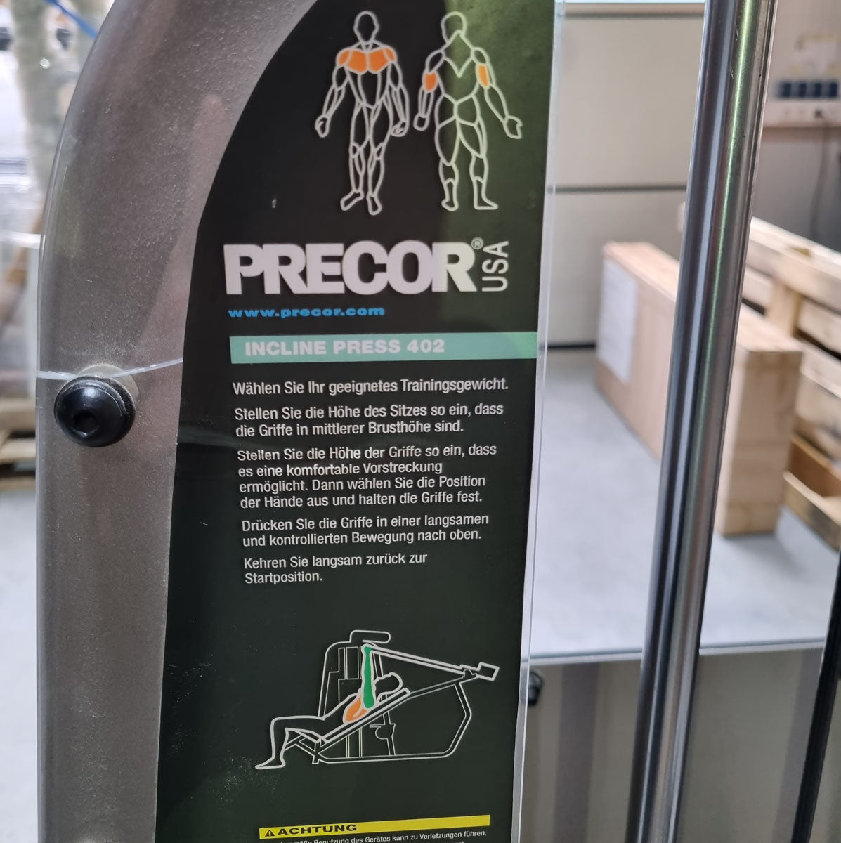 Precor Schrägbankdrückenmaschine, Incline Chestpress 402 Icarian Line, Brustpresse schräg, Rahmenfarbe Silber, gebraucht - überholter Zustand