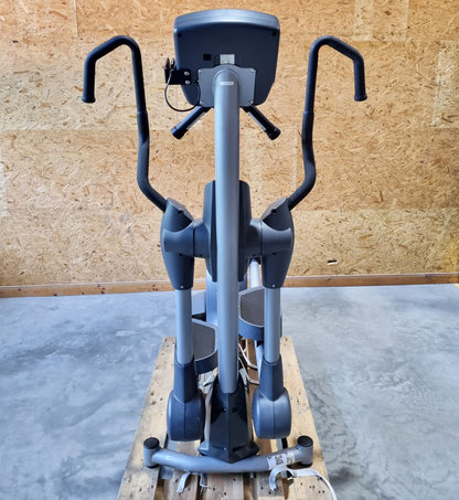 Nautilus E10 Crosstrainer Ellipsentrainer, LED Display, gebraucht - überholter Zustand