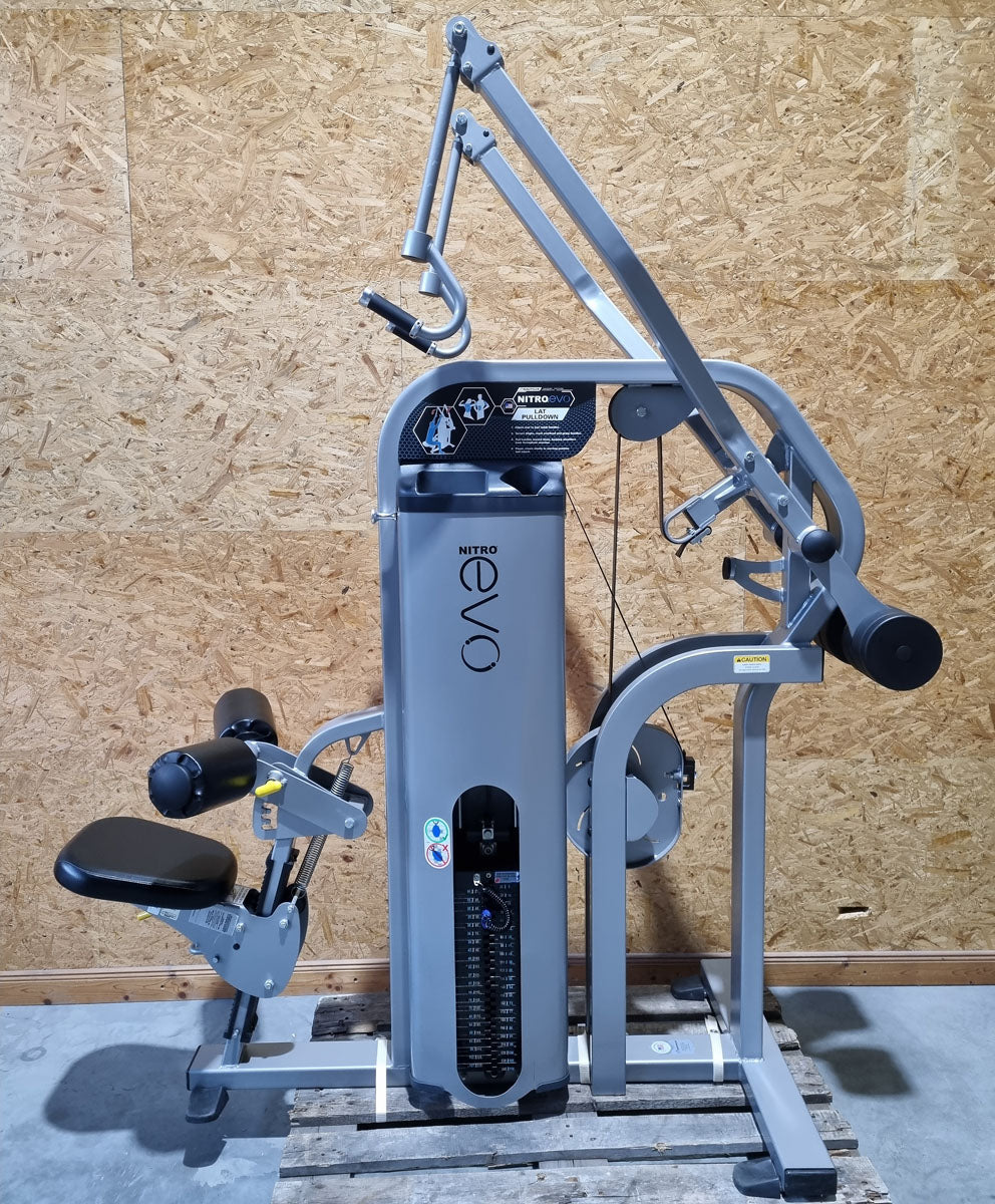 Nautilus Nitro Evo Strength Training Set - 27 fitness machines and 5 benches in a set - used - TOP condition
