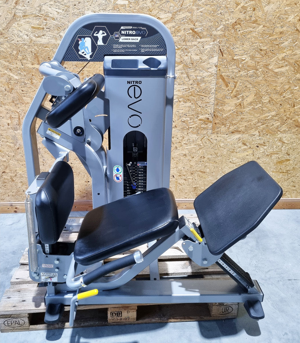 Nautilus Nitro EVO Lower Back, back extension machine, hyperextension machine, training for the lower back, frame color silver, used - refurbished condition