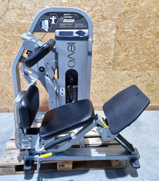 Nautilus Nitro EVO Lower Back, back extension machine, hyperextension machine, training for the lower back, frame color silver, used - refurbished condition