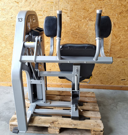 Nautilus Nitro EVO Abdominal Crunch, abdominal muscle machine, abdominal flexor Abs, frame color silver, upholstery color black, used - refurbished condition