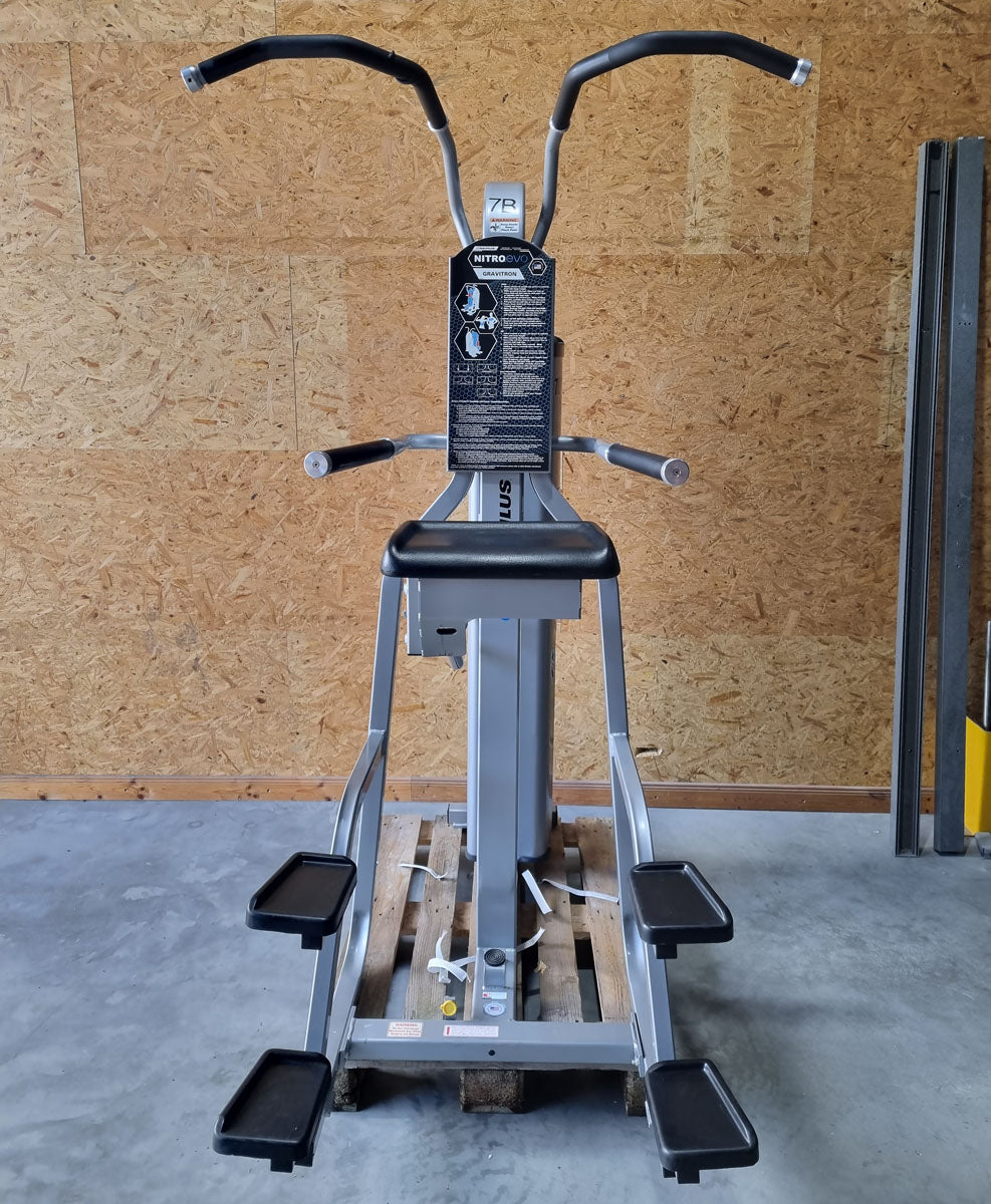Nautilus Nitro Evo Strength Training Set - 27 fitness machines and 5 benches in a set - used - TOP condition