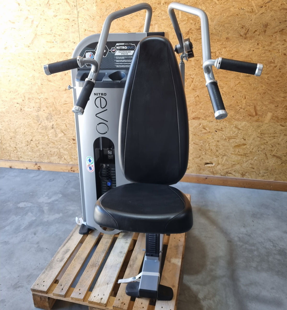 Nautilus Nitro Evo Strength Training Set - 27 fitness machines and 5 benches in a set - used - TOP condition