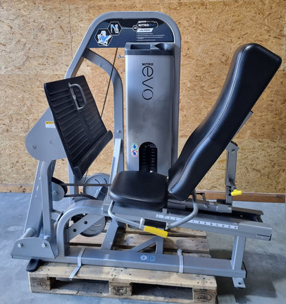 Nautilus Nitro EVO und Plus Serie - Kraftgeräte Set - 23 Fitnessgeräte und 3 Bänke im Set - gebraucht - TOP Zustand