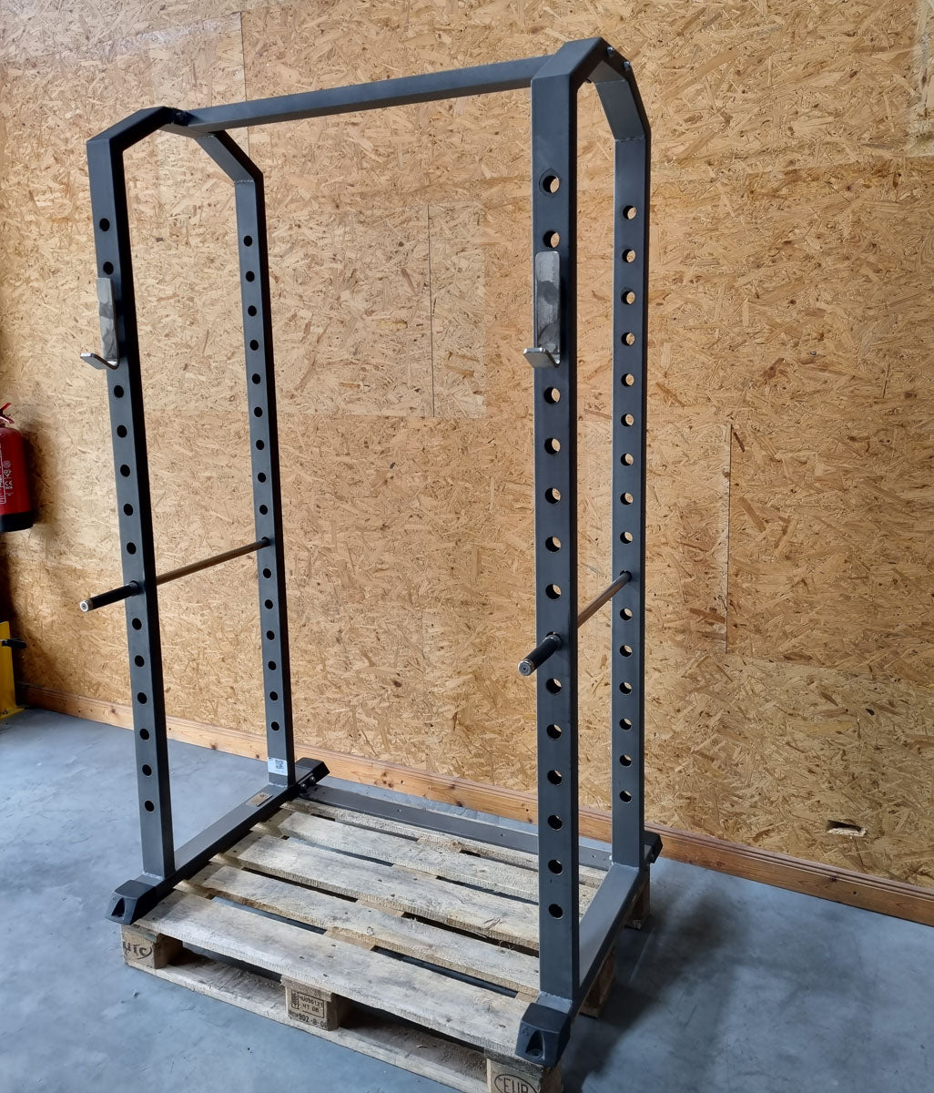 Gymleco Power Rack 149 mit J-Hooks und Notablagen, Rahmenfarbe Silber, gebraucht - geprüfter Zustand