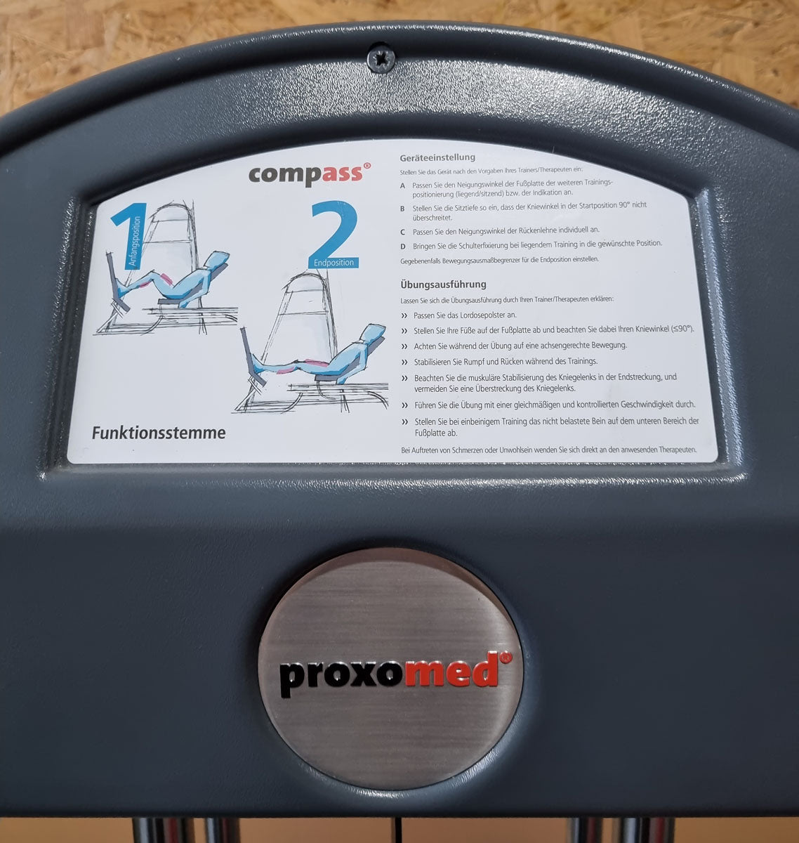 Proxomed Funktionsstemme Compass 530, Beinpresse verstellbar, MPG, Reha, Rahmenfarbe Silber, Polsterfarbe Rot, gebraucht - überholter Zustand