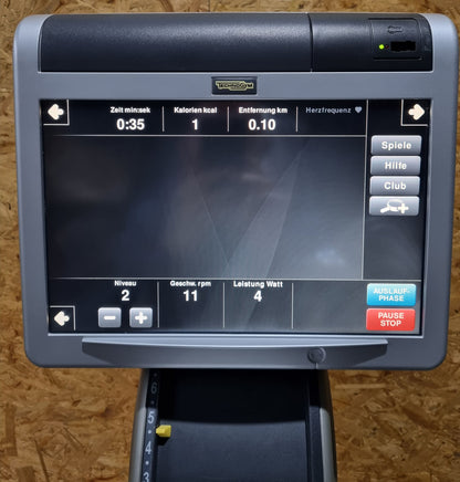 Technogym Top Excite, upper body trainer, upper body ergometer, wheelchair accessible, hand ergometer, cardio training for arms and shoulders, used - refurbished condition