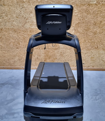 Life Fitness Laufband 95T Treadmill, Discover SE Touch Display Konsole, Elevation Series, gebraucht - überholter Zustand - NEUE Laufdecke