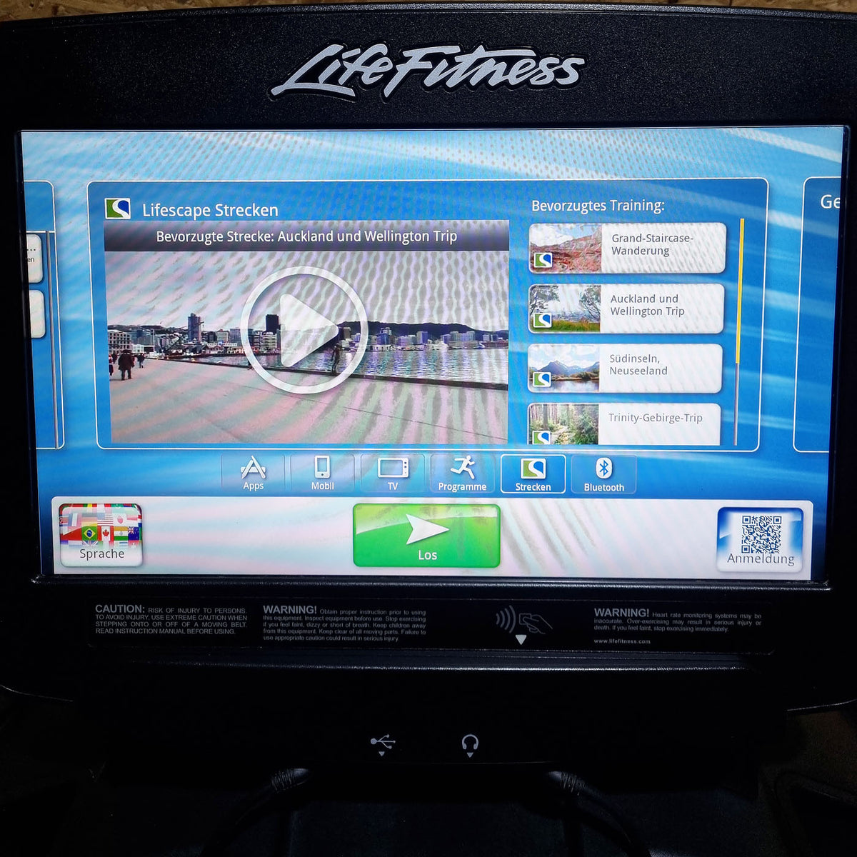 Life Fitness FlexStrider Trainer, Cross Trainer with Variable Stride Length, Discover SE Touch Display Console, Elevation Series, Used - Refurbished Condition