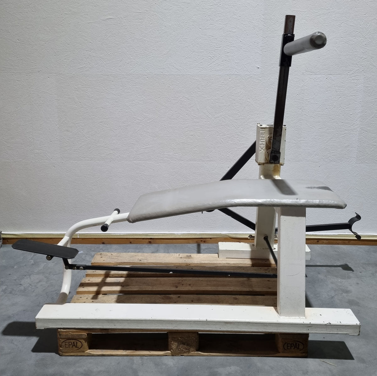 Schnell Pullover liegend, Plate loaded, Überzugsmaschine, Überzüge, Scheibenaufnahme, Oldschool Bodybuildung - gebraucht mit Gebrauchsspuren