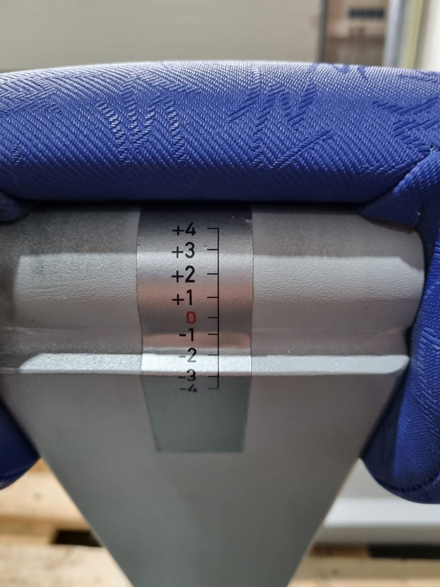 Frei Genius Eco Bauchtrainer Abdominal, Bauchmuskelmaschine, Abs Crunch, Rahmenfarbe Silber, gebraucht - überholter Zustand