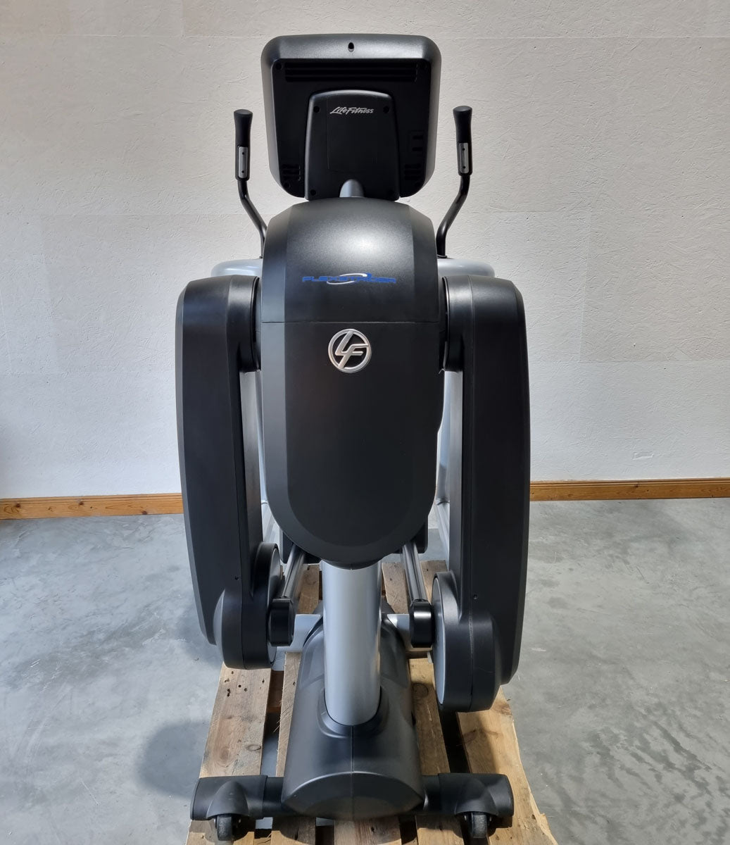 Life Fitness FlexStrider Trainer, Crosstrainer mit variabler Schrittlänge, Elevation Series, Explore Konsole, gebraucht - überholter Zustand