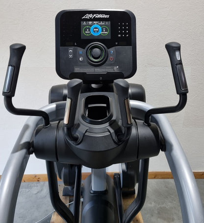 Life Fitness FlexStrider Trainer, Crosstrainer mit variabler Schrittlänge, Elevation Series, Explore Konsole, gebraucht - überholter Zustand