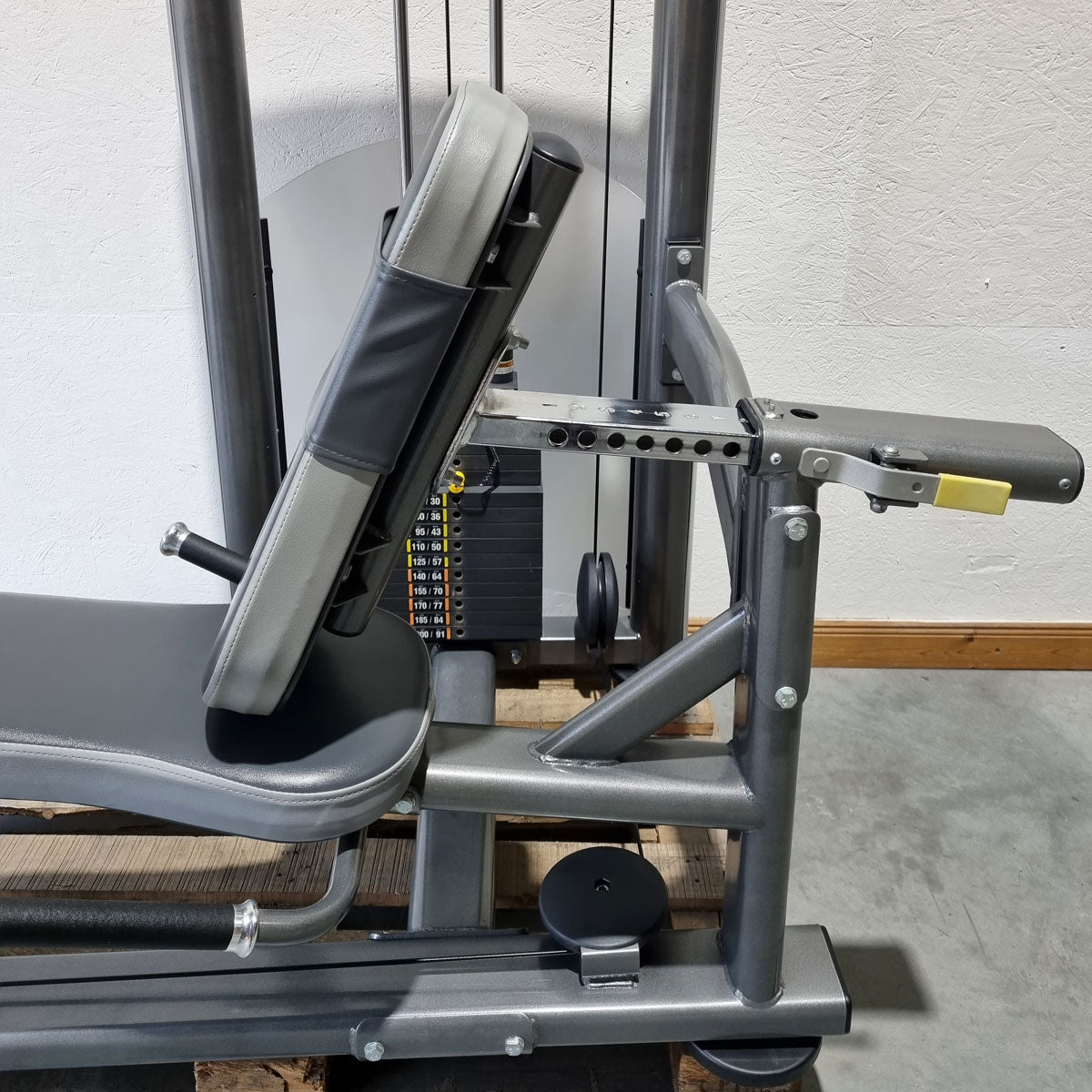 Impulse Fitness Beinpresse horizontal, Rahmenfarbe Grau-Anthrazit, gebrauchter - überholter Zustand