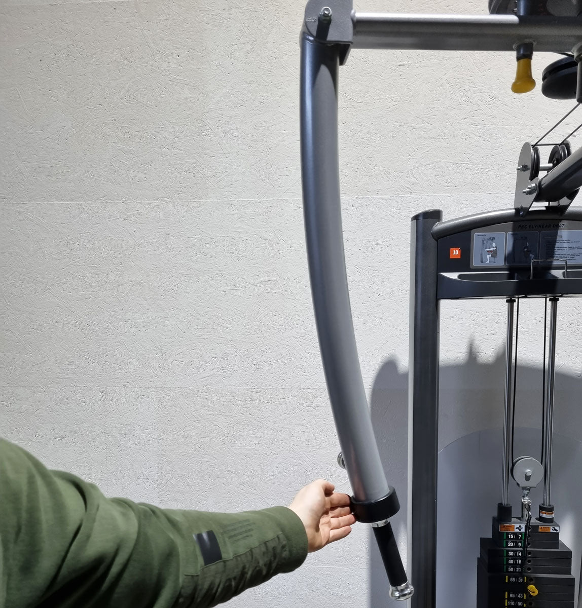 Impulse Fitness Butterfly und Butterfly Reverse 2 in 1 Kombimaschine, Pec Fly and Lat-Press-Back Machine, Rahmenfarbe Grau-Anthrazit, Polsterfarbe Grau-Anthrazit, gebraucht - überholter Zustand