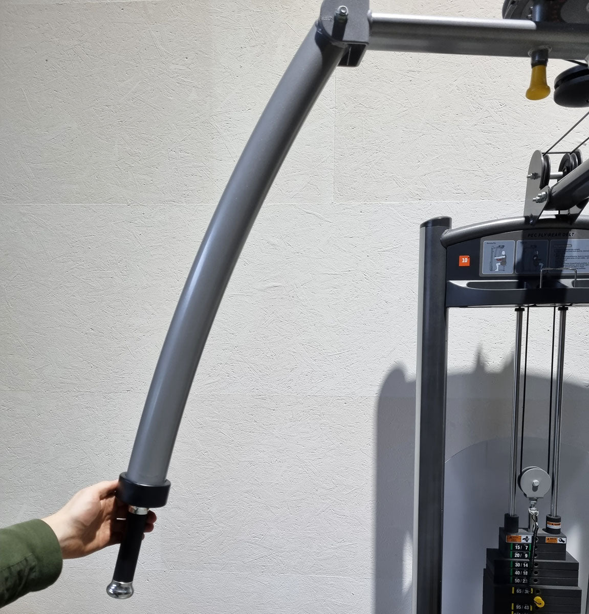 Impulse Fitness Butterfly und Butterfly Reverse 2 in 1 Kombimaschine, Pec Fly and Lat-Press-Back Machine, Rahmenfarbe Grau-Anthrazit, Polsterfarbe Grau-Anthrazit, gebraucht - überholter Zustand