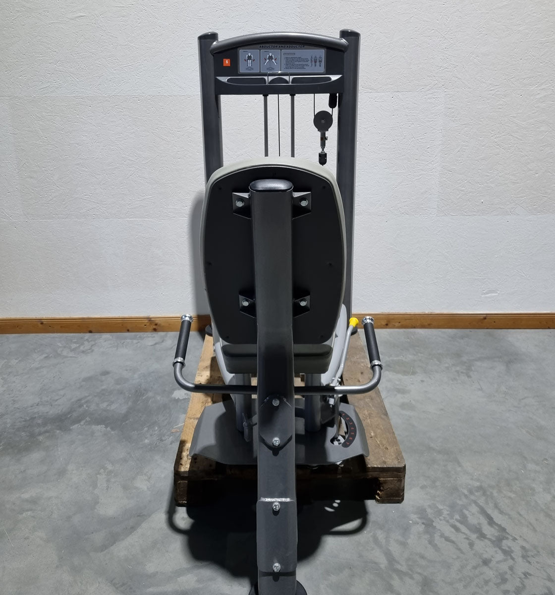 Impulse Fitness Abductors and Adductors 2 in 1 Combination Machine - Hip Abduction and Hip Adduction, frame color gray-anthracite, used - refurbished condition