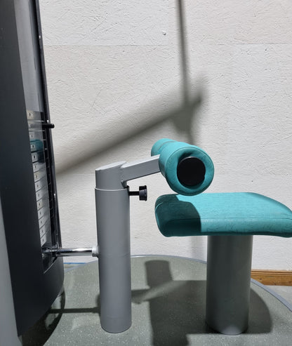 Frei Genius Lateral-Zug, Latzug von Oben mit Seilzug, Lat-Machine, Pulldown, Rahmenfarbe Silber - gebraucht - überholter Zustand