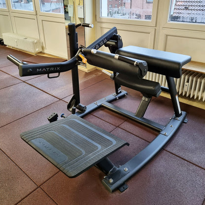 Matrix Magnum Glute Trainer MG-PL78, Hip Thrust Maschine, Gluteusmaschine, Pomaschine für Gesäßtraining, Rahmenfarbe Schwarz, gebraucht - überholter Zustand