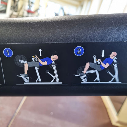Matrix Magnum Glute Trainer MG-PL78, Hip Thrust Maschine, Gluteusmaschine, Pomaschine für Gesäßtraining, Rahmenfarbe Schwarz, gebraucht - überholter Zustand