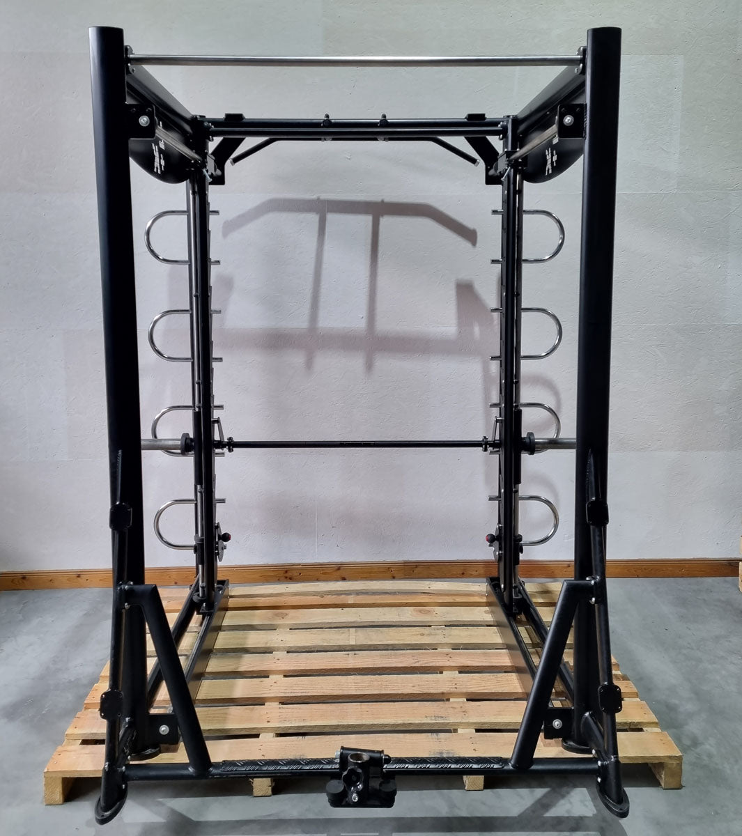 L+K Multi-Rack 272E, 3D Multipresse Rack, Smith Machine, Dips und Klimmzug Möglichkeiten, Rahmenfarbe Schwarz, gebraucht - überholter Zustand