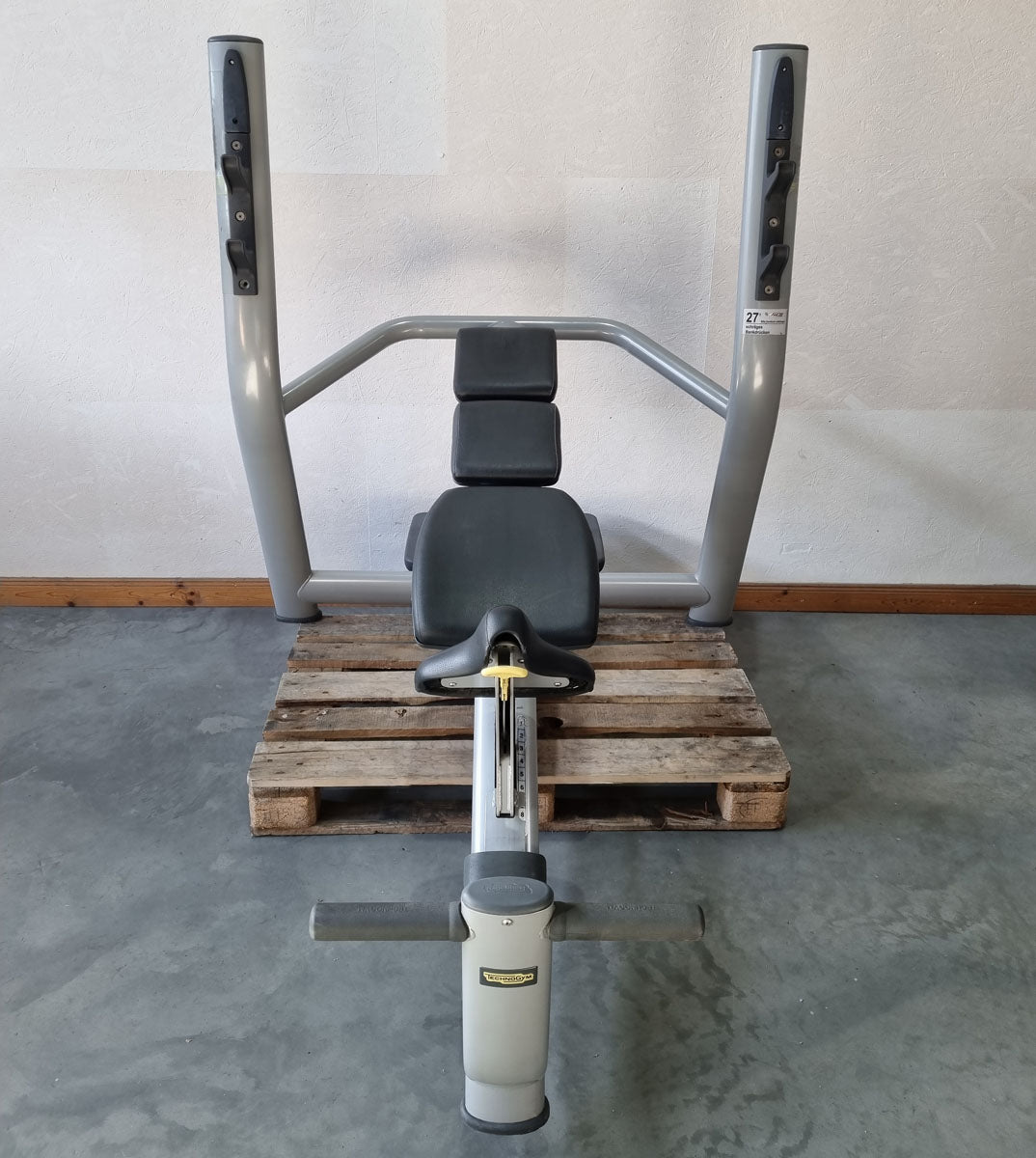 Technogym Schrägdrückerbank, Olympic Inclined Bench, Hantelbank Schrägbankdrücken, Rahmenfarbe Silber, Selection Line, gebraucht - überholter Zustand