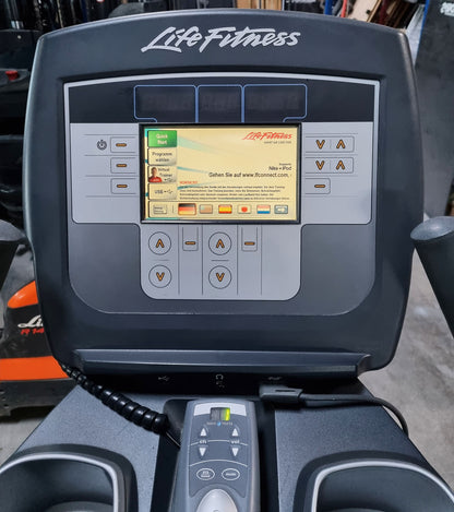 Life Fitness Ergometer 95C - Elevation Series 95c - Engage 7" Touchscreen Konsole, gebraucht - überholter Zustand