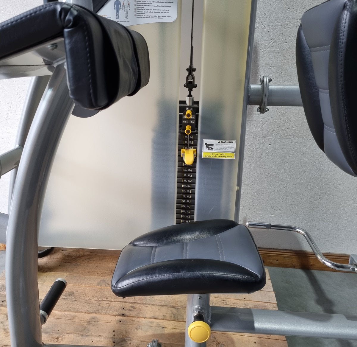 SportsArt Trizepsmaschine Horizontal S925 A925 N925 Trizepsstrecker, Triceps Extension, Rahmenfarbe Silber, gebraucht - überholter Zustand