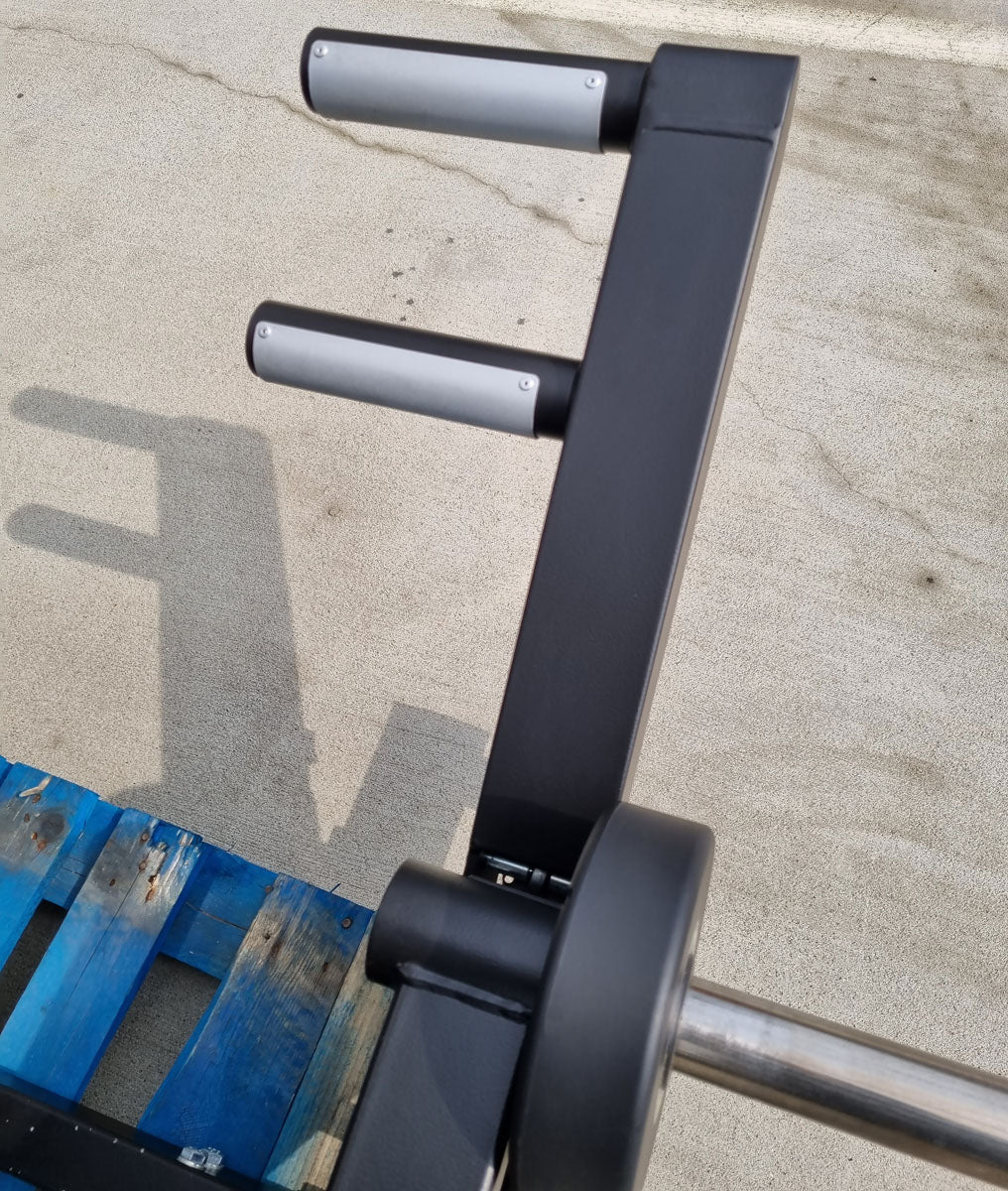 Technogym Pure Pullover, Pull-up machine Plate loaded, Pure Strength Series disc holder, frame color black, used - refurbished condition