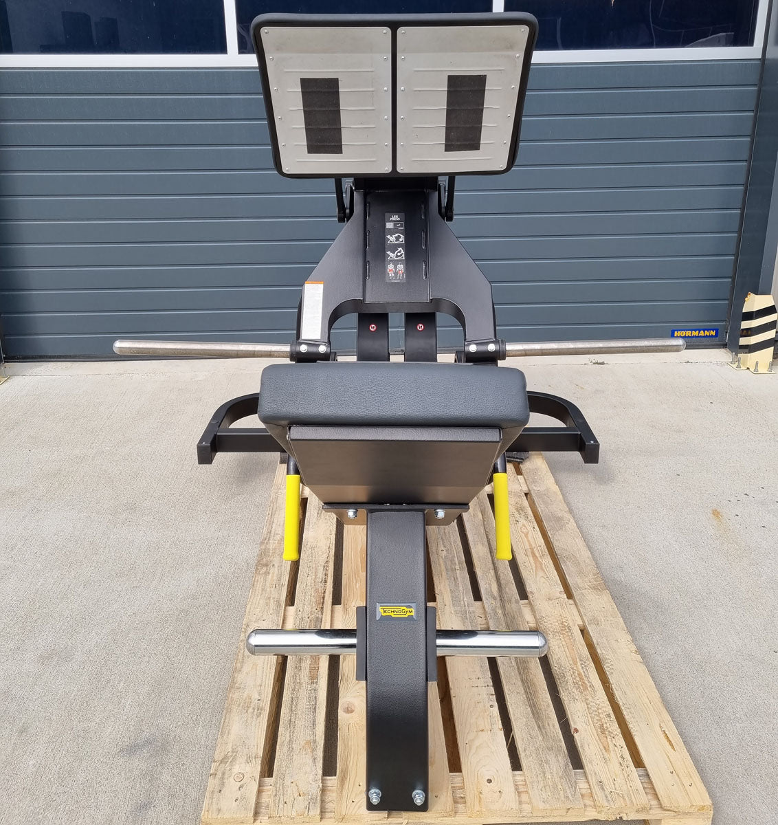 Technogym Pure Leg Press Beinpresse Plate loaded, Pure Strength Serie, Baujahr 2022, Scheibenaufnahme, Rahmenfarbe Schwarz, gebraucht - TOP Zustand