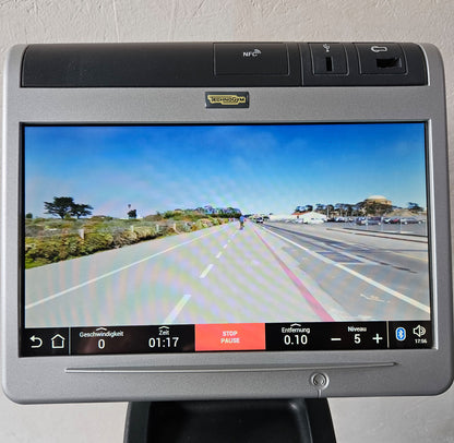 Technogym Crossover ähnlich Wave Excite Line Stepper Inliner Ski  Ellipsentrainer, Unity Touch Display, gebraucht - überholter Zustand