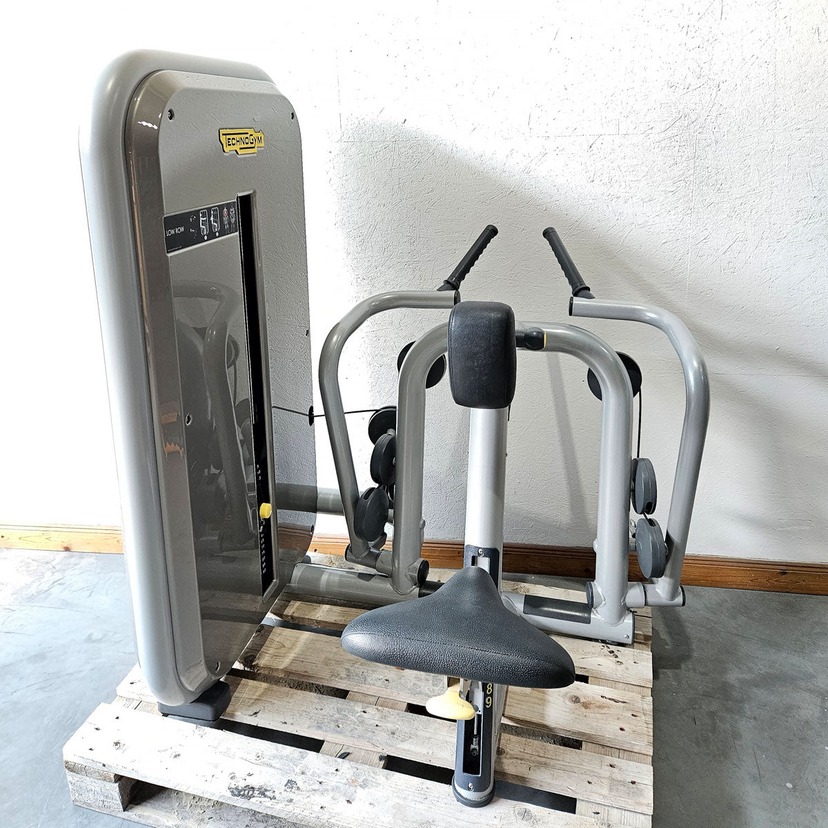 TechnoGym 12 Kraftgeräte im Set, Element Line Serie, Kraftgerätepark Fitnessstudio, gebraucht - überholter Zustand