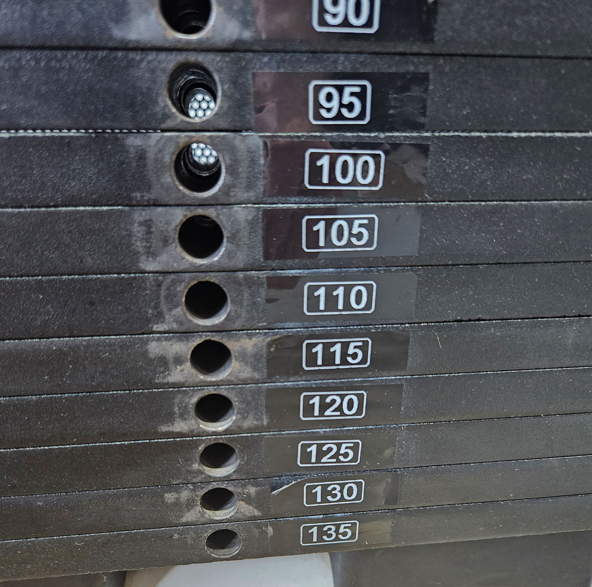 Gym80 Wadenpresse sitzend Sygnum 3027, Wadenmaschine, Calf Press, Rahmenfarbe Weiß, gebraucht - überholter Zustand