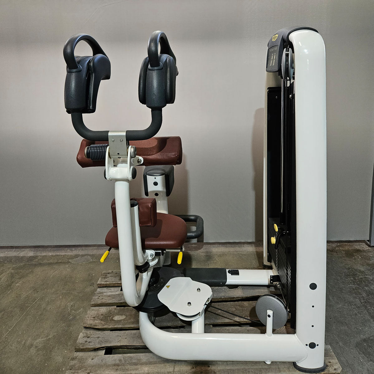 Technogym rotation machine, Rotary Torso, Twister, Selection Line, frame color white, upholstery color brown, used - refurbished condition
