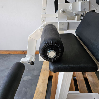 Gym80 Bauchmaschine, Klappmesser, Abdominal Crunch, Oldschool Bodybuilding Kraftgerät - Edition oder Classic Line, Rahmenfarbe Weiß, gebraucht mit Gebrauchsspuren