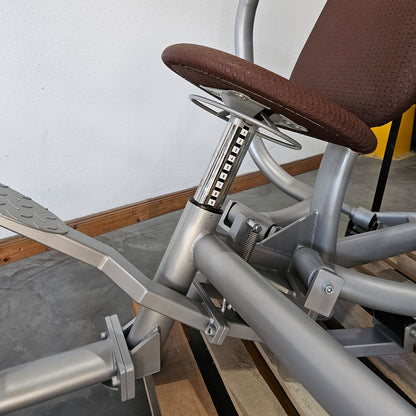 Proxowell or Proxomed bench press machine, chest press, 100kg weight block, Compass or C-Well series, frame color silver, used - refurbished condition