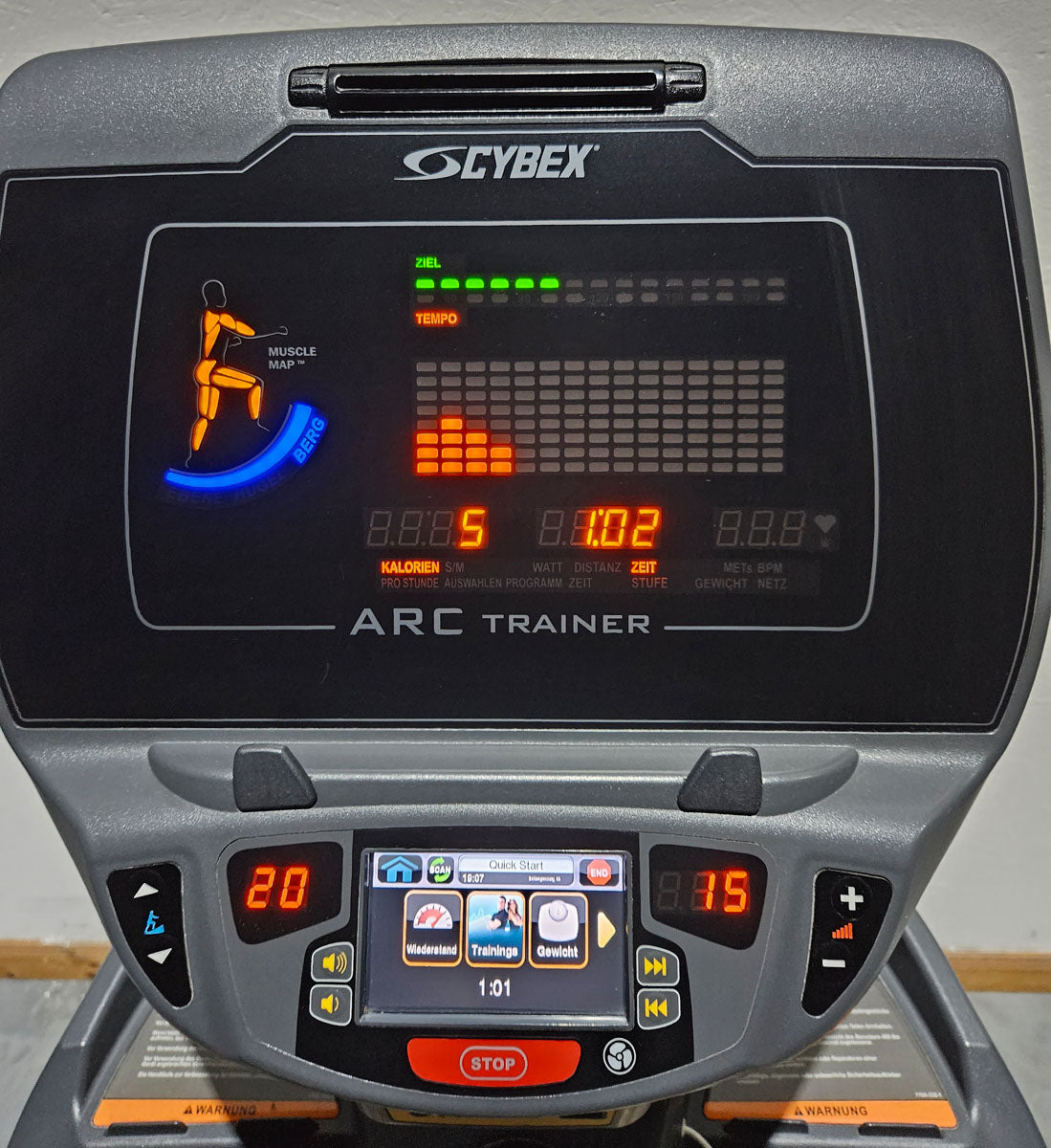 Cybex Arc Trainer 771AT Total Body, Crosstrainer, Ellipsentrainer mit höhenverstellbarer Rampe, Stepper, LED und Touch Display, Rahmenfarbe Silber, gebraucht - überholter Zustand