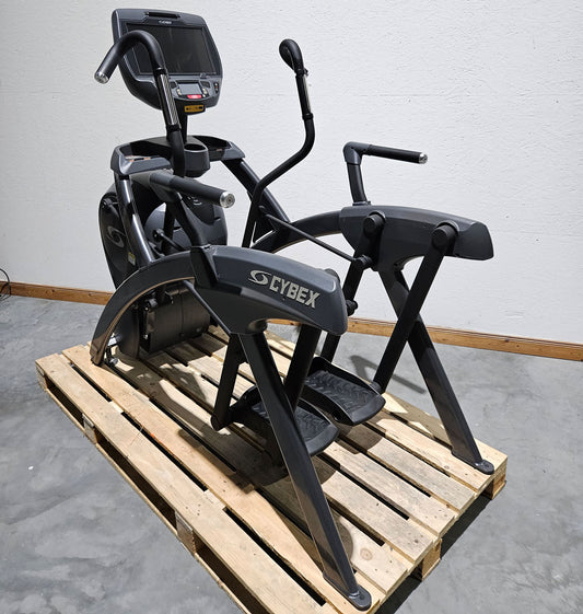 Cybex Arc Trainer 772AT Total Body, Crosstrainer, Ellipsentrainer mit höhenverstellbarer Rampe, Stepper, Touch Display mit TV, Rahmenfarbe Anthrazit, gebraucht - überholter Zustand