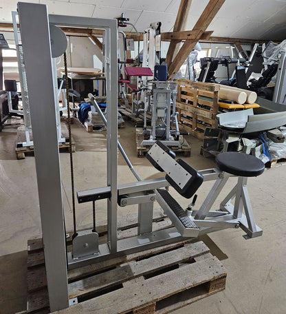Galaxy Wadenmaschine, sitzend, Seated Calf, Oldschool Bodybuilding Kraftgerät, Rahmen Silber, gebraucht mit Gebrauchsspuren