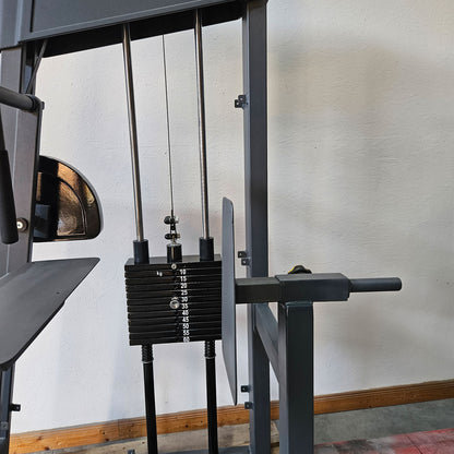Horizontal triceps machine, triceps extension, triceps extension, manufacturer similar to Gym80 or L+K, frame color anthracite, used - tested condition