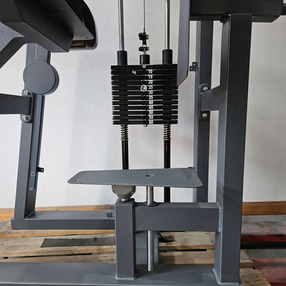 Horizontal triceps machine, triceps extension, triceps extension, manufacturer similar to Gym80 or L+K, frame color anthracite, used - tested condition