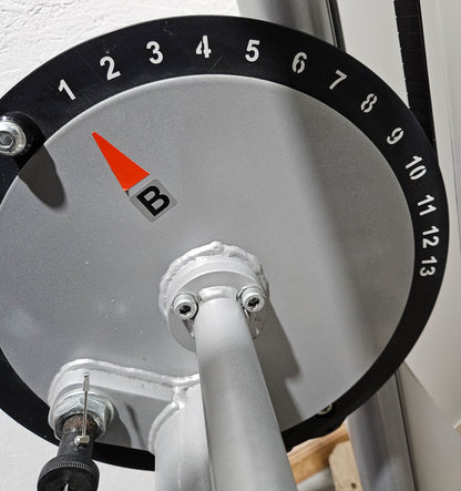 Proxowell bzw Proxomed Schulterblattfixator, Latzug von Oben geführt, Compass bzw C-Well Serie, Rahmenfarbe Silber, gebraucht - überholter Zustand